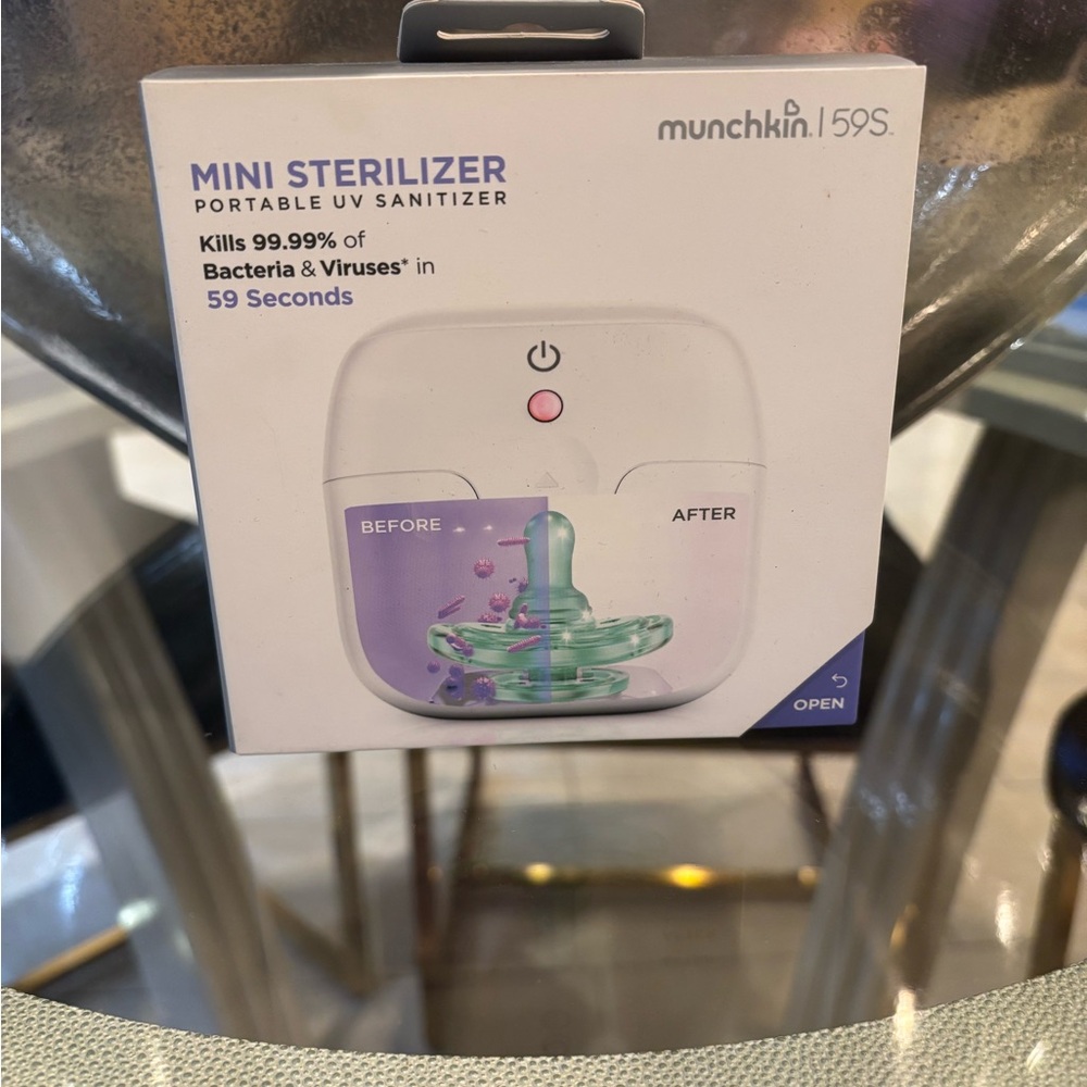 Munchkin Mini Sterilizer Portable UV Sanitizer